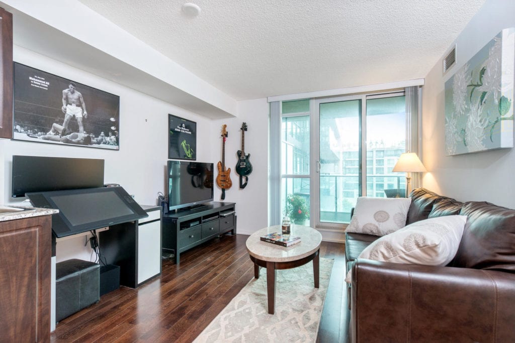 Property Images, Affordable 1 Bedroom With Great Balcony - Danielle In The City