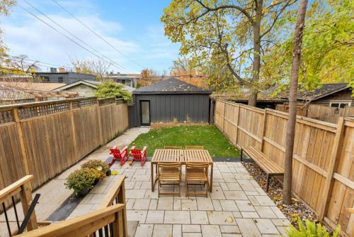 245 Withrow Ave-17