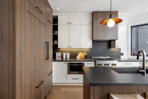 245 Withrow Ave-30