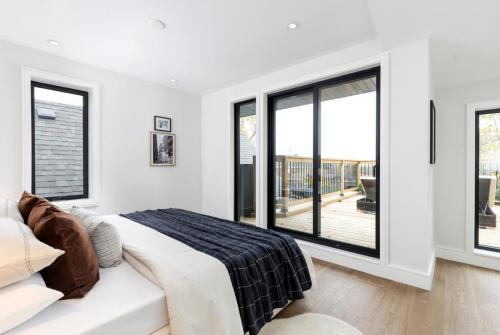 245 Withrow Ave-52